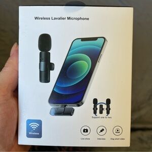 Wireless Lavalier Microphone for Smartphones - Black